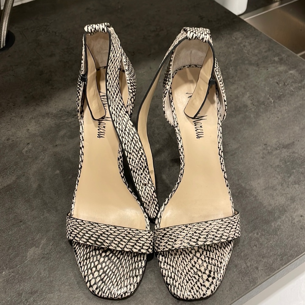 Women’s Neiman Marcus sandals